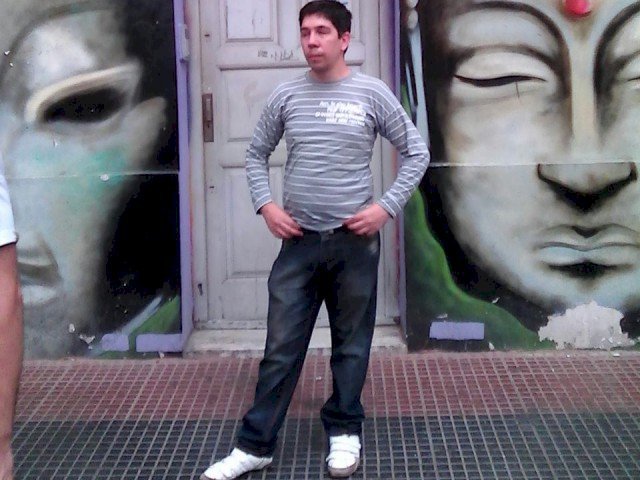 renzo's profile - Image n°3