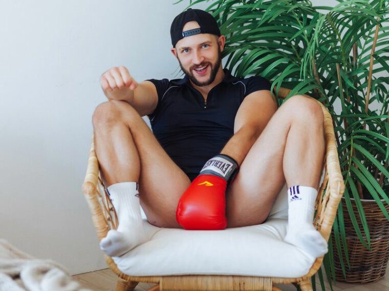 Profil de RichardHardd - Photo n°0
