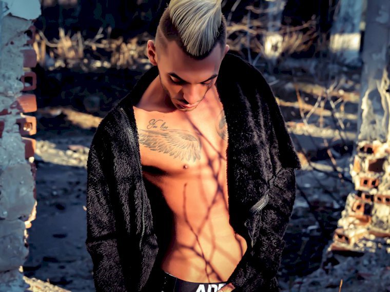 RickyCoxxx's profile - Image n°1