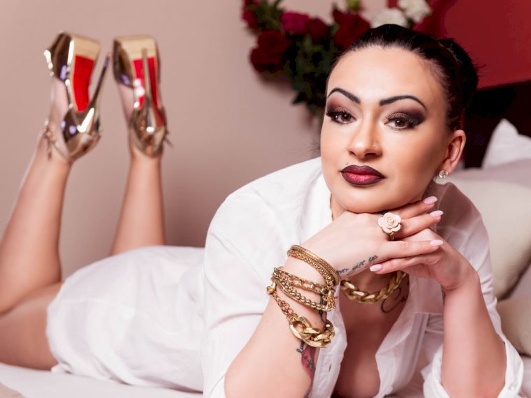 RittaLee's profile - Image n°1