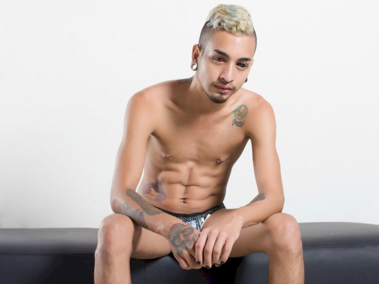 RobertInk's profile - Image n°0