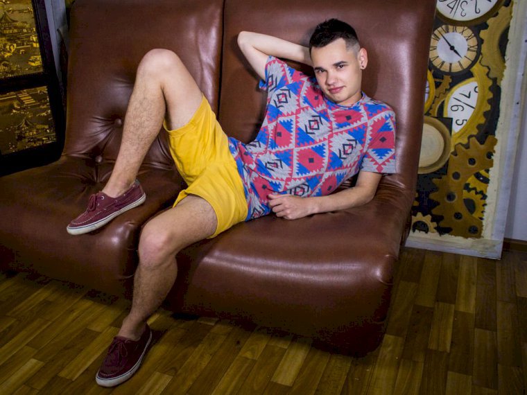 RockHardPleasure's profile - Image n°0