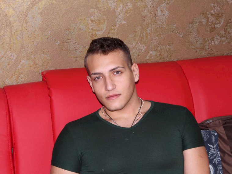 RodAxel's profile - Image n°0