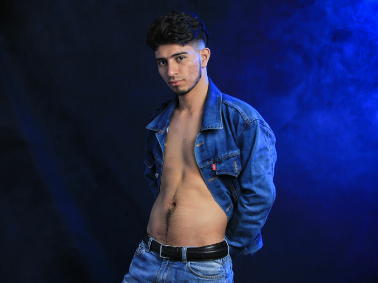 RomanCraig's profile - Image n°1