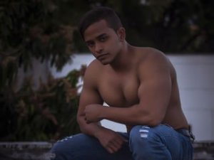 RomeoJones's Sexcam