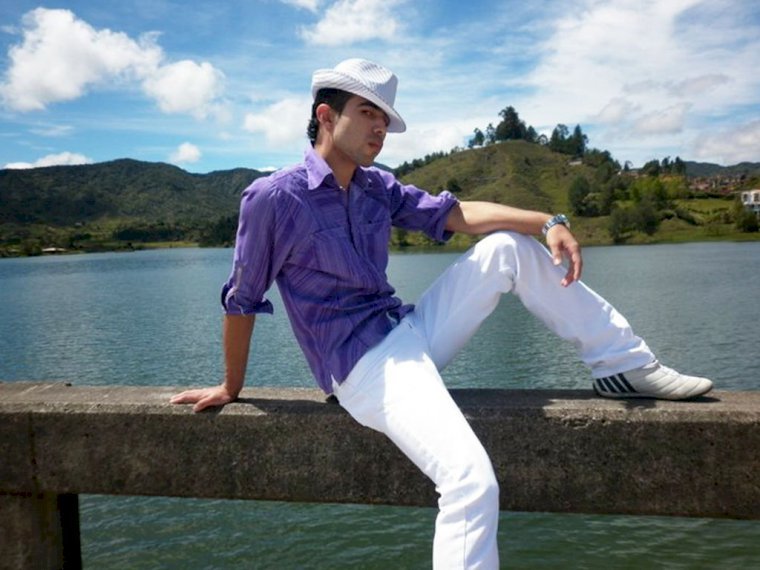 royalbigdick's profile - Image n°1