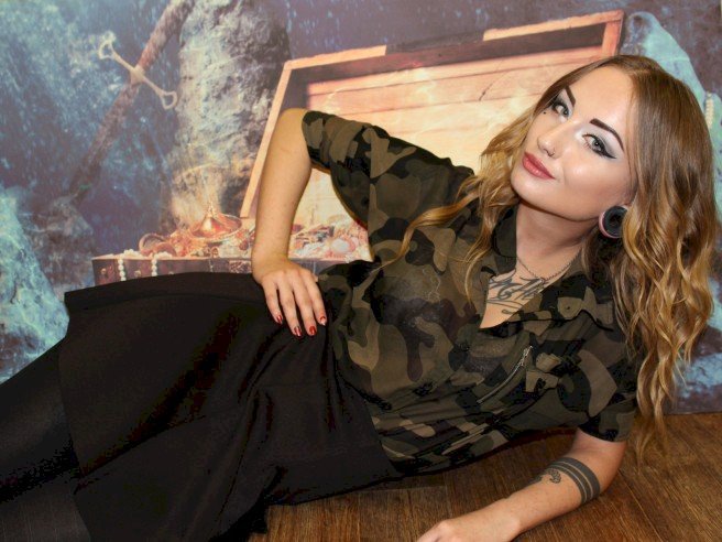 RoyalHelene's profile - Image n°3