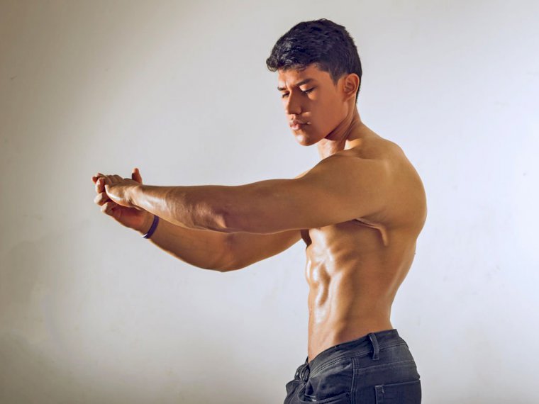 RoyMuscles's profile - Image n°1