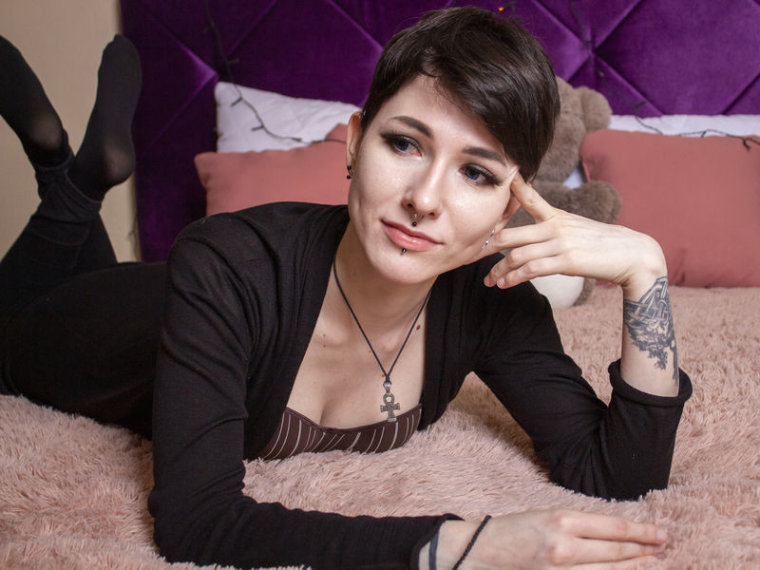 RubyMiers's profile - Image n°0