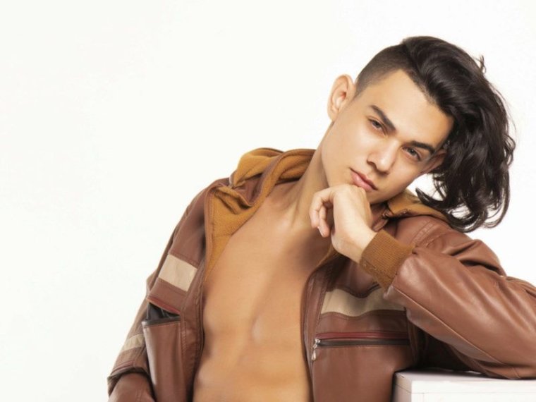 Profil de RyanFenix - Photo n°0