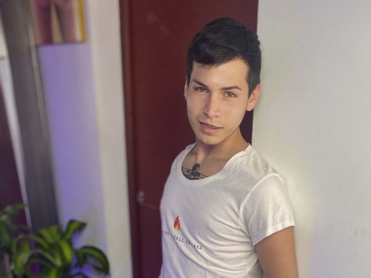 RyanPicato's profile - Image n°0