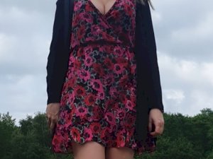 Live Sex SarahKiss