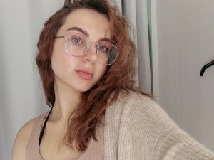 Live Sex SexyxZoey