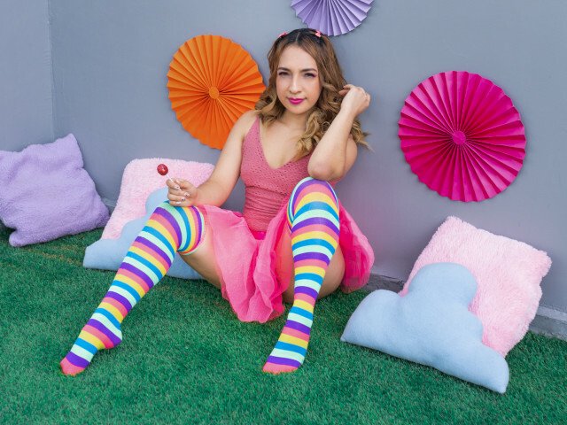 SarelleLopez's profiel - Afbeelding n°61