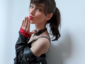 Live Sex SecretSannie