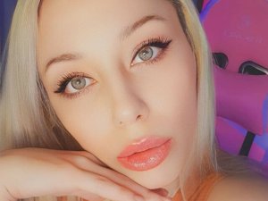 Live Sex Selen