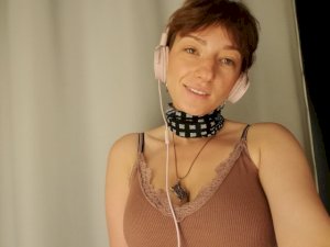 Live Sex SylvieTease