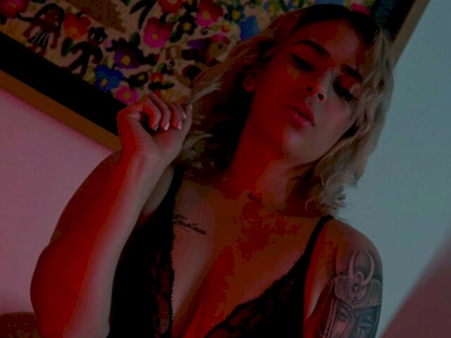 Profil de ScarletRaven - Photo n°4