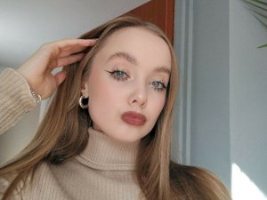 Live Sex SelenaDesire