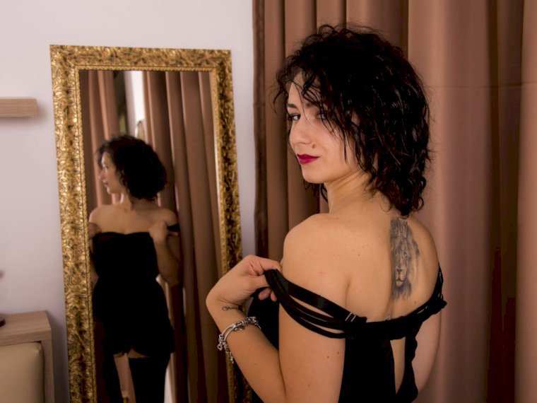 SarahFaith' profilo - Immagine n°1