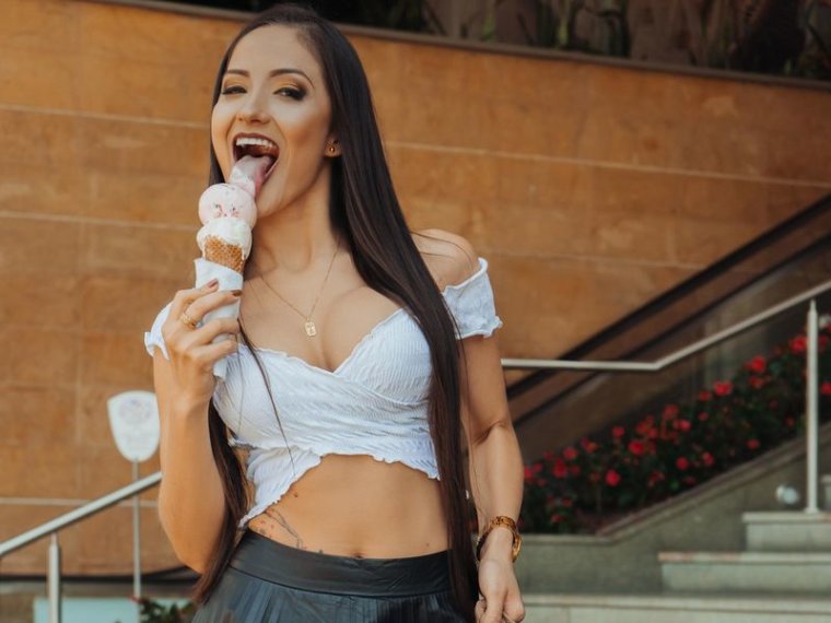 Perfil con SarithaBroun - Imagen  n°9