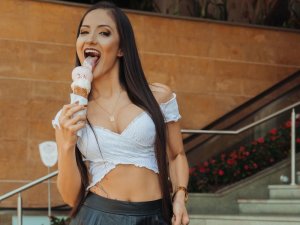 Webcam sex de SarithaBroun