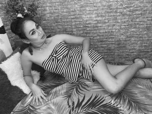 Sexcam Porn von SashaHepburn