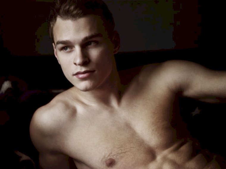 Male Webcam Models
