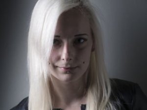 Live Sex ShyBlondi