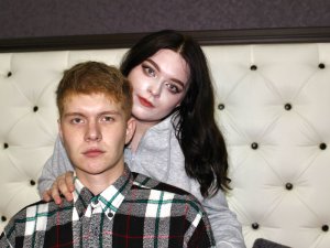 Live Sex SophieandJosh