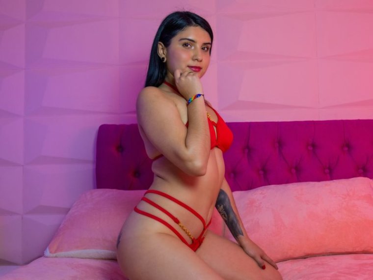 StephaniaCuevas' profilo - Immagine n°0