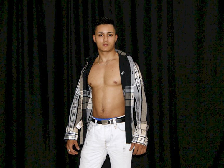 Profil de StrongMathew - Photo n°1