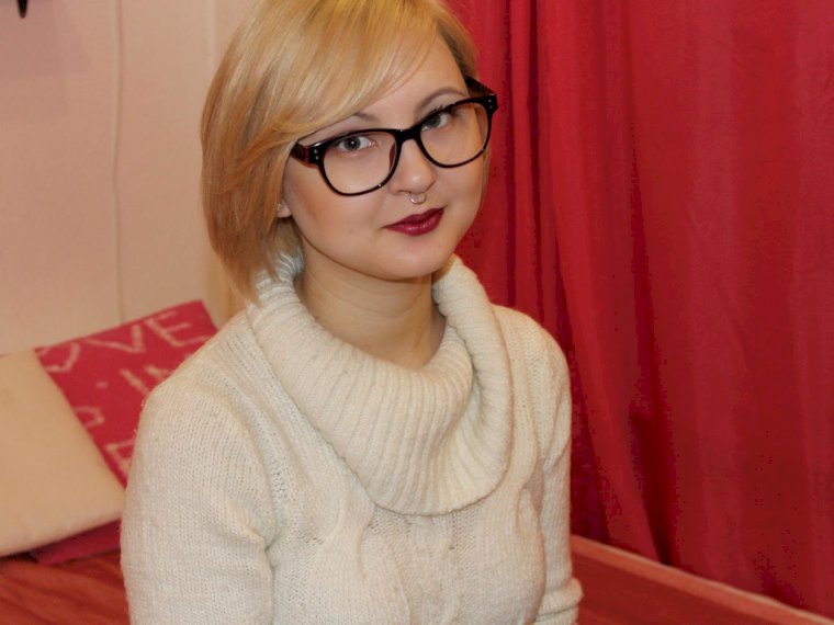 Profil de SweetBlondeMia - Photo n°0