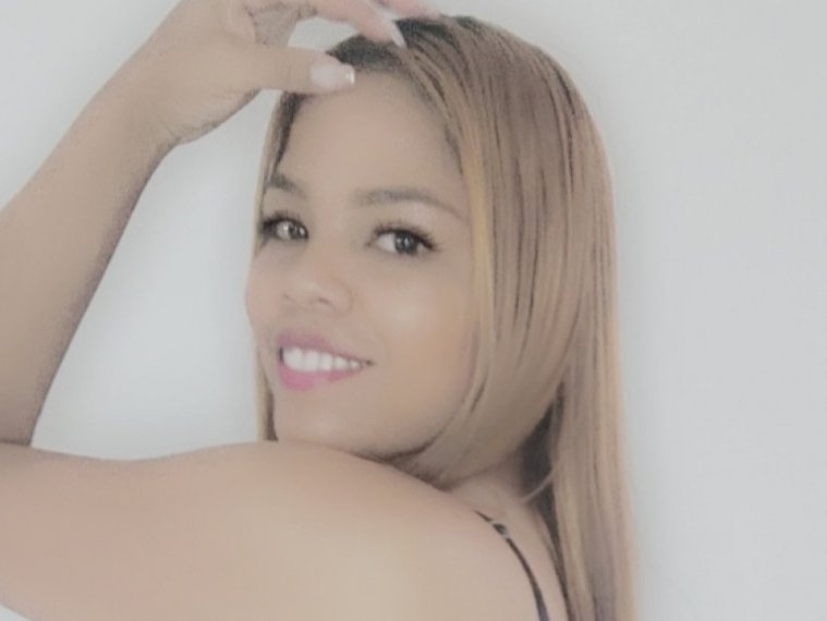 TaniaVanegas's profile - Image n°2