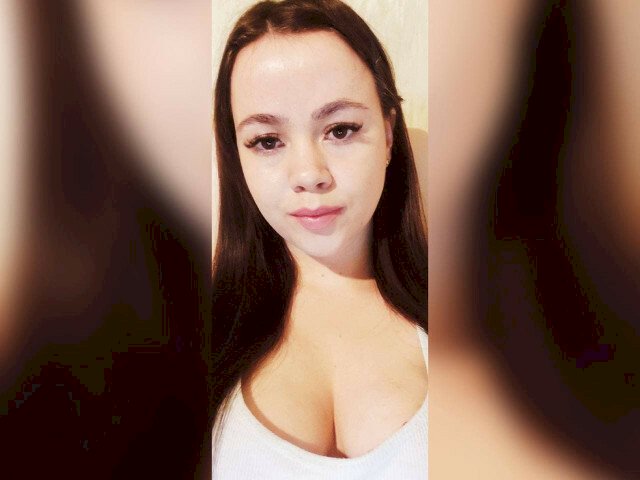 TinyElly's profile - Image n°1