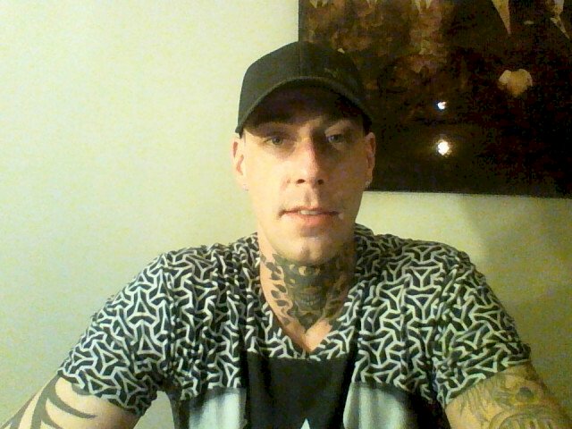 Toyboy1989's profile - Image n°0