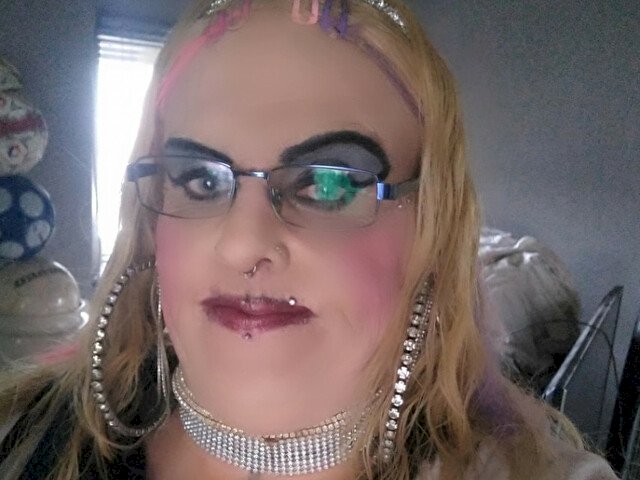 TsStefanie's profile - Image n°3