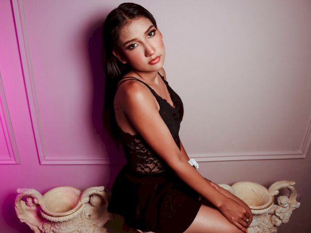 TinaPigall's profile - Image n°0