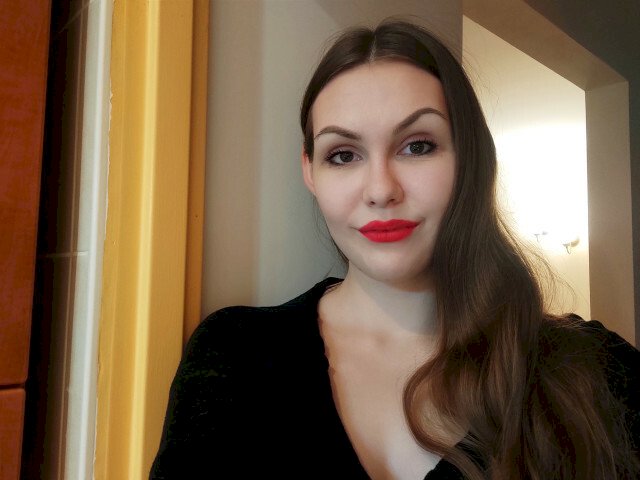 TiaKinky's profile - Image n°3