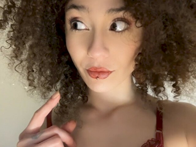 TINASWORLD's profile - Image n°1
