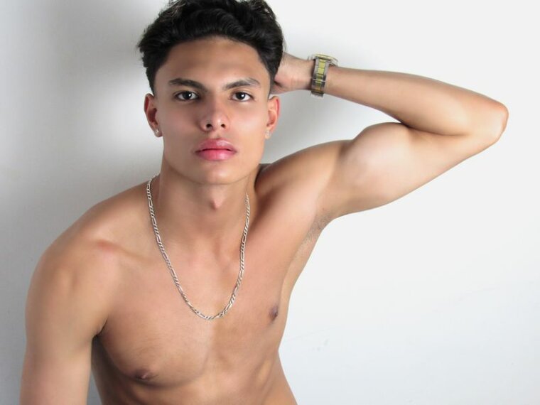 TaylerSalvatore's profile - Image n°0