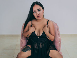 ThaliaLoue's Sexcam