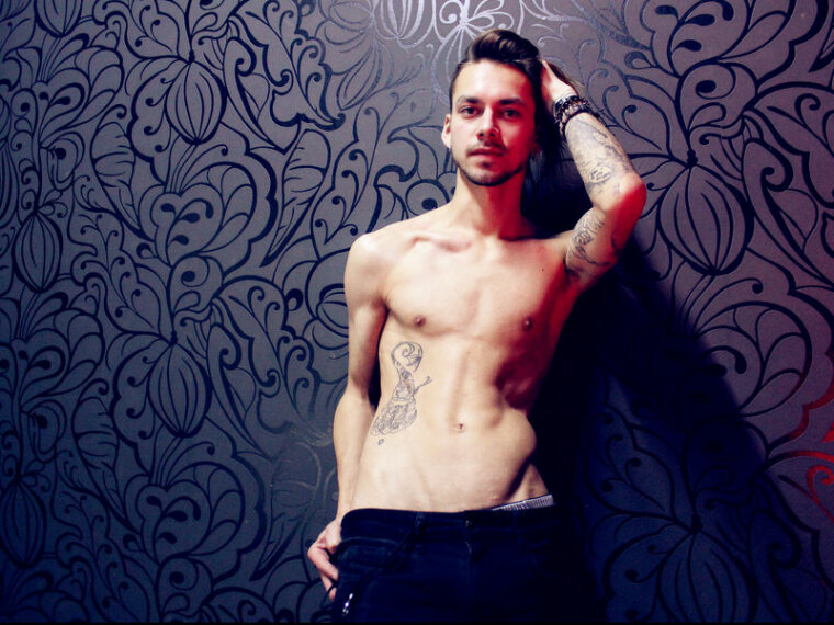 TimJohnes's profile - Image n°1