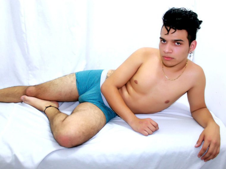 TobiasBurns's profile - Image n°0