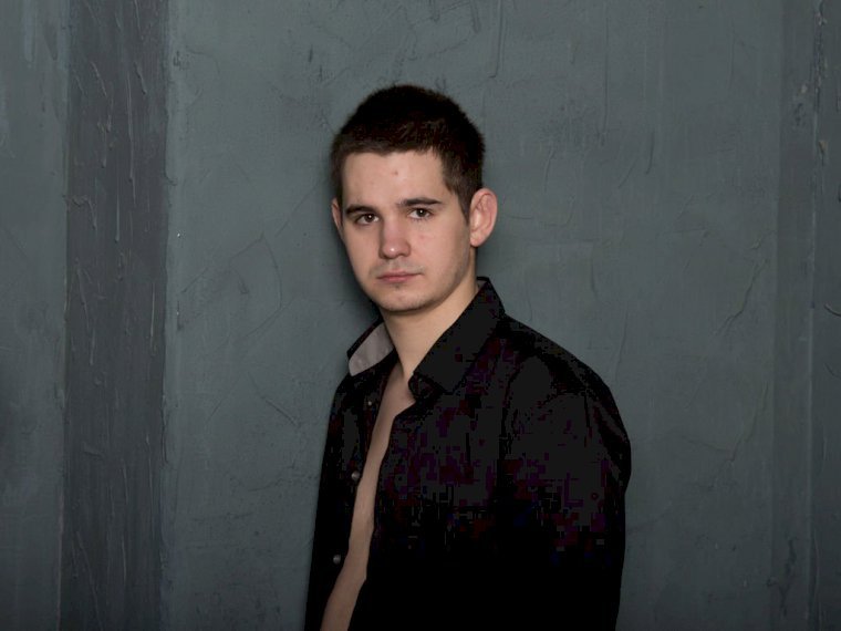 TommyAron's profile - Image n°1