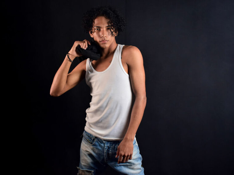 ToniRibass's profile - Image n°0
