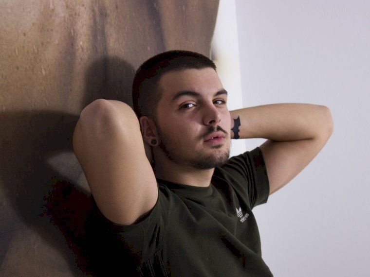 TonyFly's profile - Image n°0