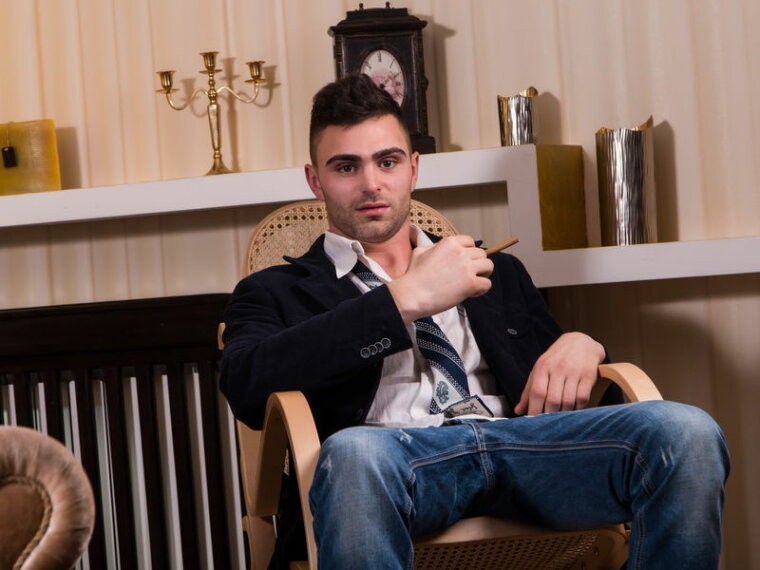 TopDereckTop's profile - Image n°0
