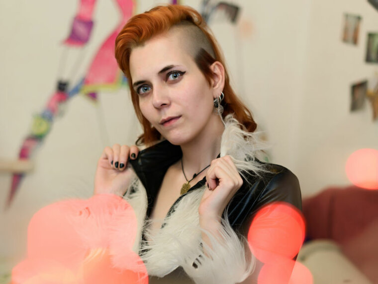 ToyHuntress's profile - Image n°0