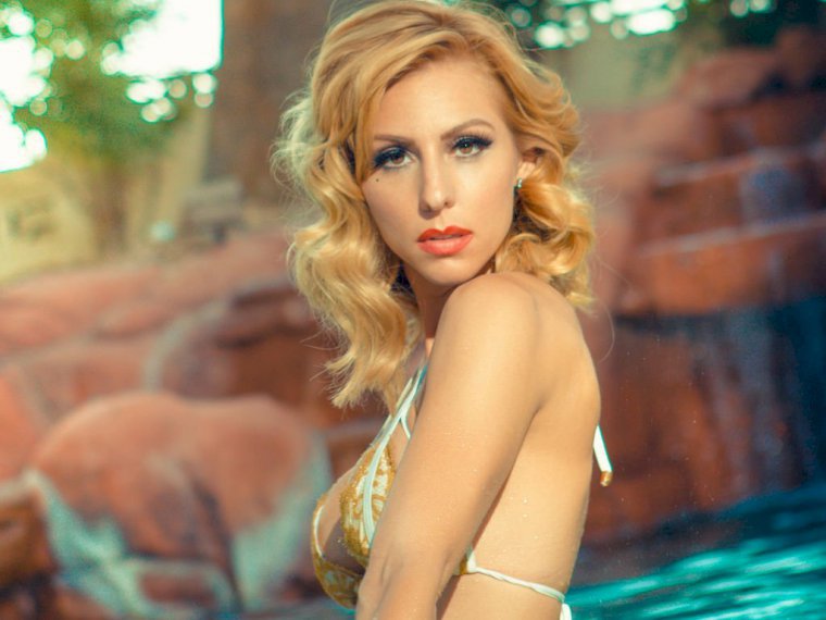 Tracy's profile - Image n°1